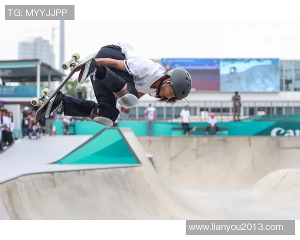 南京滑板队心理素质创新高引发关注滑板运动新风潮